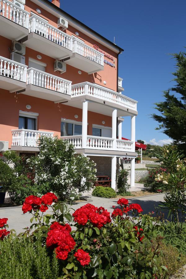 Pension Antonia Jurandvor Exterior photo